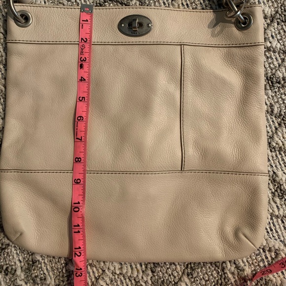 **NEW** Fossil purse - Picture 7 of 7